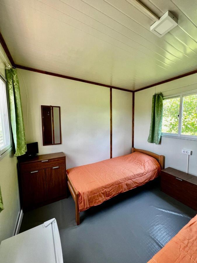 فيلا Njegusiفي Glamping Lovcen المظهر الخارجي الصورة